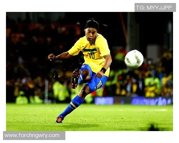 足球明星迪尼奥的传奇生涯与对足球的热爱之路探秘