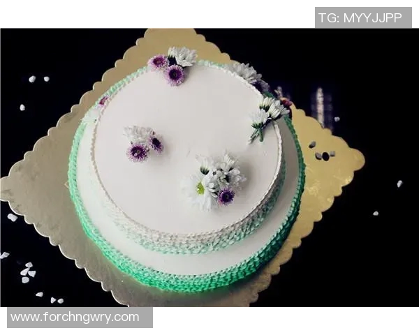 欧洲杯足球明星蛋糕的创意制作与装饰技巧分享