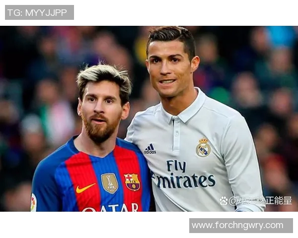 法国足球明星受伤瞬间曝光引发球迷热议与关心