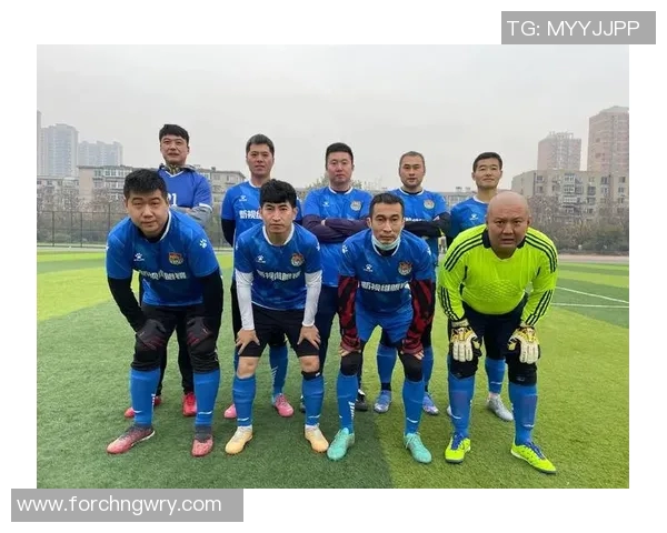 香港足球明星队莅临鞍山展开友谊赛助力地方足球发展与文化交流 香港足球明星队莅临鞍山展开友谊赛助力地方足球发展与文化交流