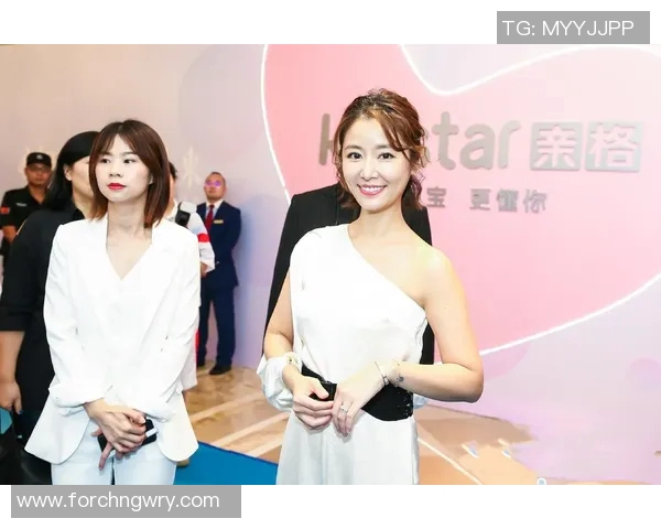 林心如化身篮球明星展现运动魅力与时尚风采引发粉丝热议